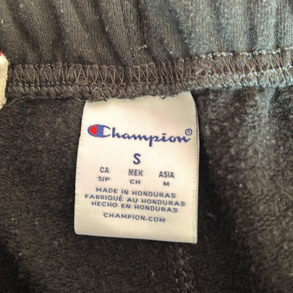 CHAMPIONS Cargo Sweatpants - Picture 3 of 3